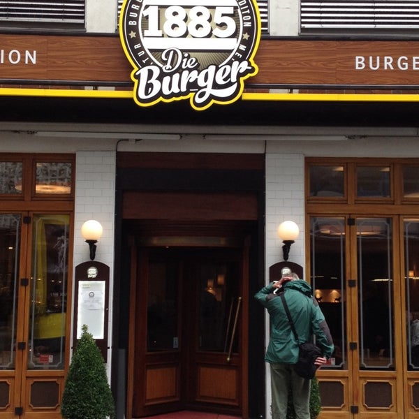 Foto diambil di 1885 Die Burger oleh Nathalie pada 10/26/2013