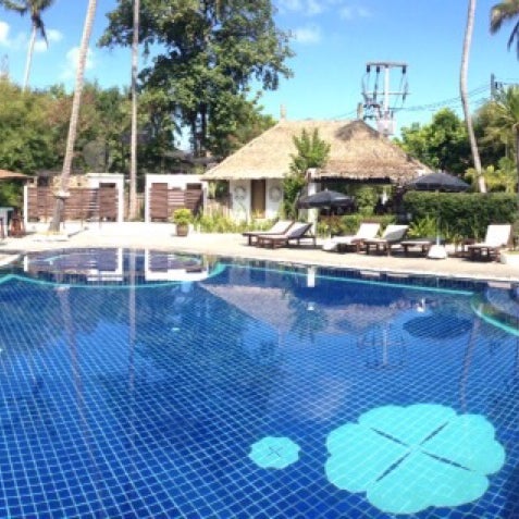 рондавель жилище. клингонский язык. на. пицца хат лого. хижина жилище племен африки.