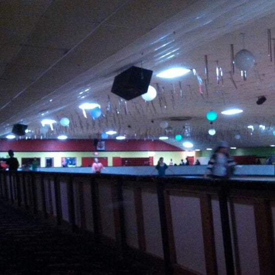 Photo taken at Thunderbird Roller Rink by Wallace W. on 2/17/2013
