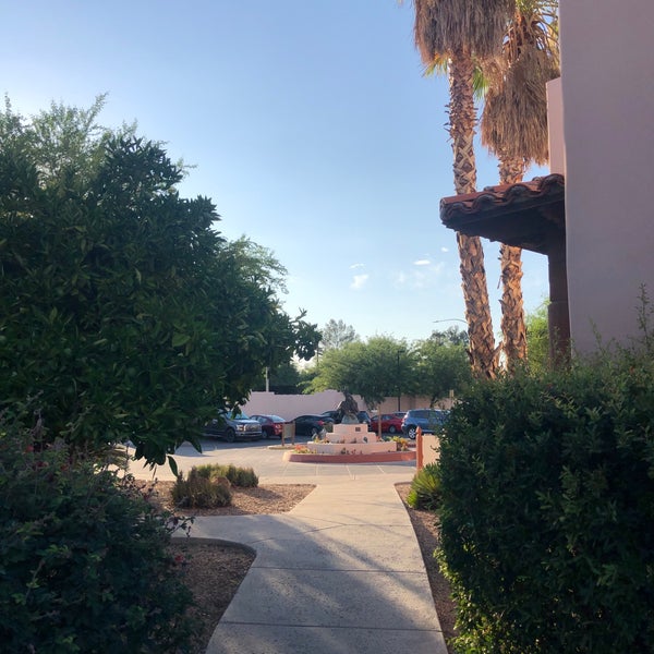 Das Foto wurde bei Lodge on the Desert von Christina P. am 7/10/2019 aufgenommen