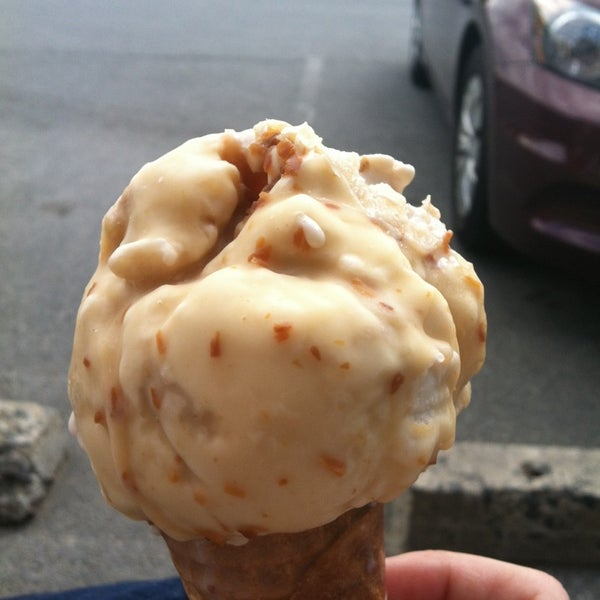 Photo taken at Schoolhouse Ice Cream &amp; Yogurt by Colleen C. on 5/18/2013