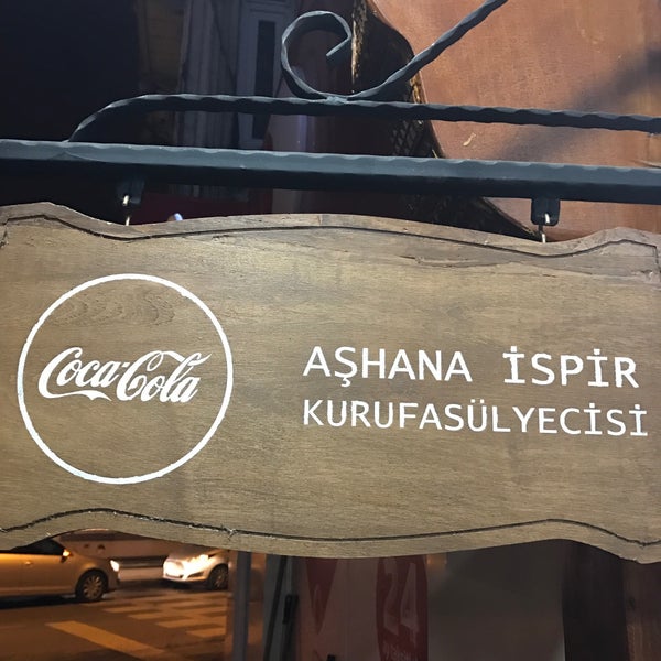 Photo taken at Aşhana İspir Kurufasülyecisi by Ömer Can on 4/20/2017