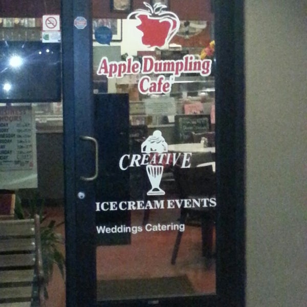 4/11/2013 tarihinde Philip W.ziyaretçi tarafından Apple Dumpling Cafè'de çekilen fotoğraf