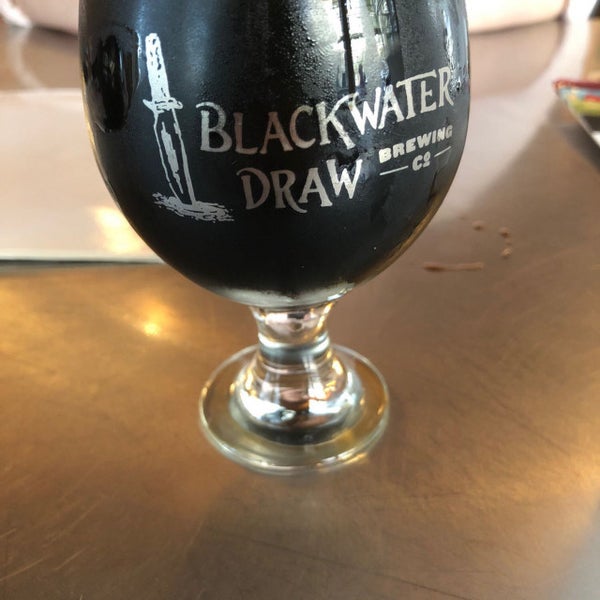 Foto tirada no(a) Blackwater Draw Brewing Company (303 CSTX) por Jonathan R. em 12/2/2017