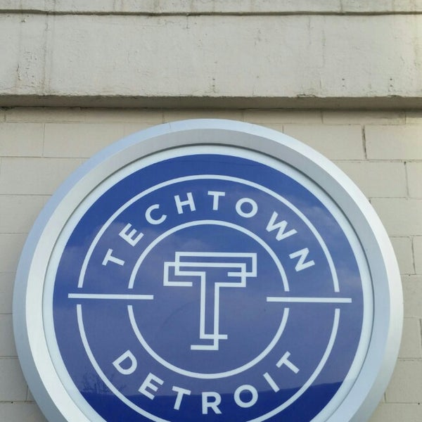 Das Foto wurde bei TechTown Detroit von James T. am 3/5/2015 aufgenommen
