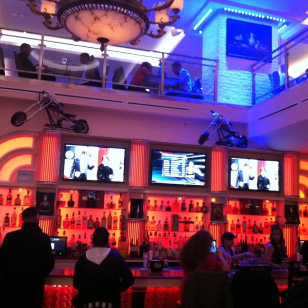 Photos At South Beach Restaurant Lounge Now Closed In Photo Taken At South Beach Restaurant Lounge By Lil 39 Friday E