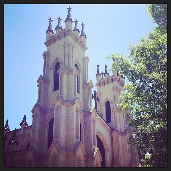 Foto tirada no(a) Trinity Episcopal Cathedral por Gaylan W. em 4/26/2014
