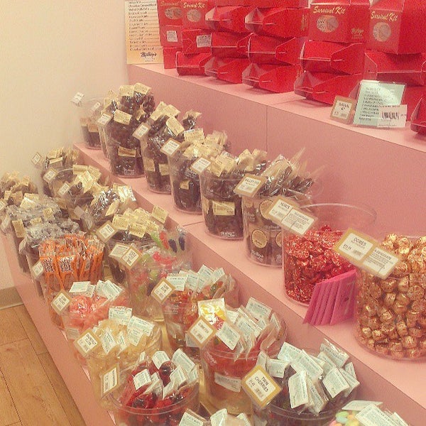 Malley's Chocolates Chocolate Shop in Highland Heights