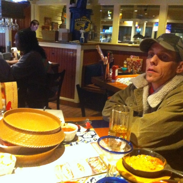 Photo taken at Chili&#39;s Grill &amp; Bar by Liz P. on 3/28/2013