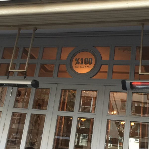 1/20/2015 tarihinde ΣЯCΛNziyaretçi tarafından Yüzde Yüz Restaurant &amp; Cafe'de çekilen fotoğraf