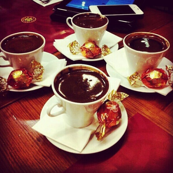 Kahve Dünyası Caferağa'da Kahve Dükkanı