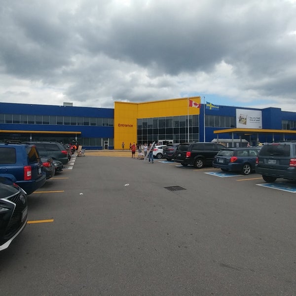 Foto scattata a IKEA Burlington da Luiz S. il 8/18/2017