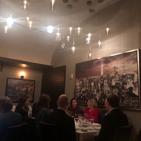 Photo taken at Chazz Palminteri Italian Restaurant by Kholoud A. on 12/6/2018
