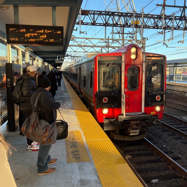 Photos at Bridgeport Train Station (BRP) Metro North & Amtrak