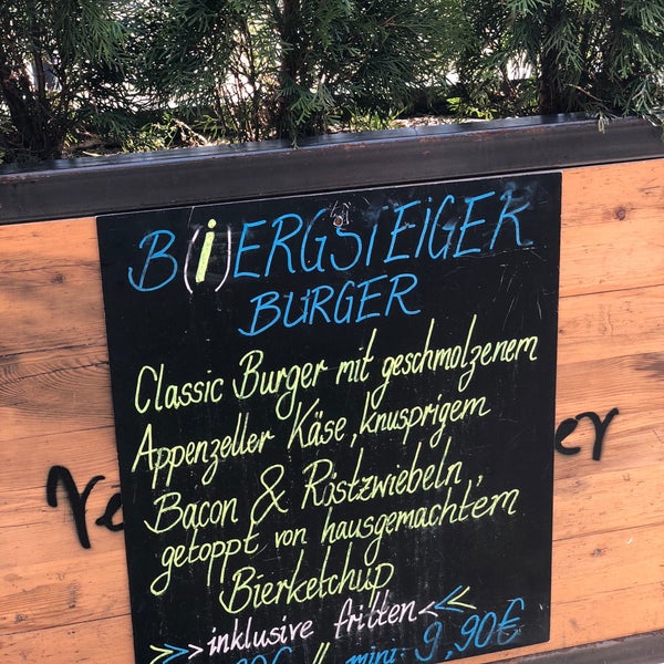 Foto scattata a Rembrandt Burger da Casi il 4/8/2018