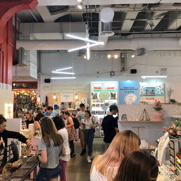Photo taken at Artists and Fleas at Chelsea Market by Casi on 6/2/2019