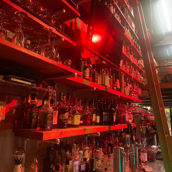 2/9/2019 tarihinde Diana K.ziyaretçi tarafından Fets Whisky Kitchen'de çekilen fotoğraf