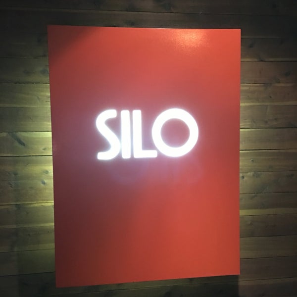 รูปภาพถ่ายที่ SILO โดย ConsultantLifer เมื่อ 9/8/2016
