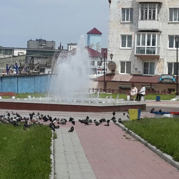 Холмск площадь мира