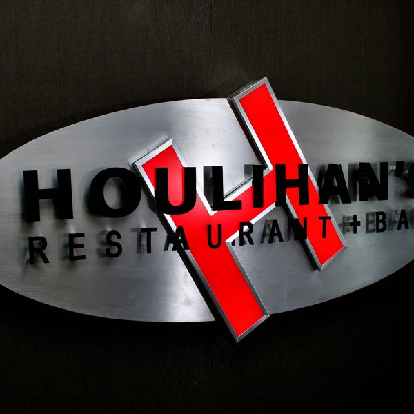 Das Foto wurde bei Houlihan&#39;s von Holiday Inn F. am 2/19/2015 aufgenommen