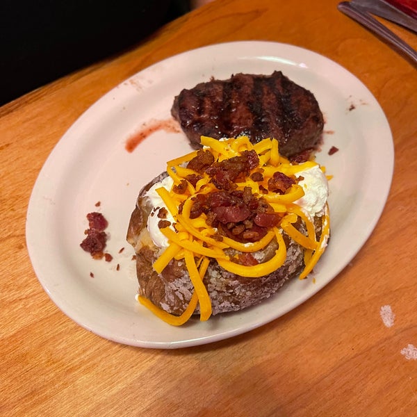 Texas Roadhouse Taylors'ta Steakhouse