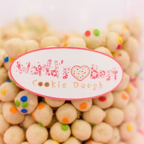 Снимок сделан в World&#39;s Best Cookie Dough пользователем World&#39;s Best Cookie Dough 4/10/2018