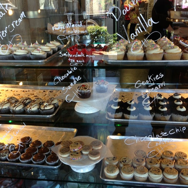 The Cupcrazed Cakery Cupcake Shop