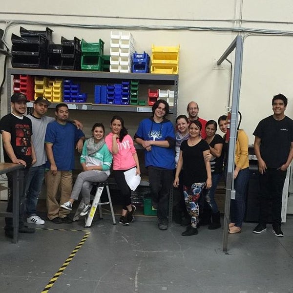 La Empresa Encore Repair Services Dona Us 33 000 00 Dolares En Dispositivos Moviles Al Comite Para La Prevencion Del Corona Virus Noticiasrd