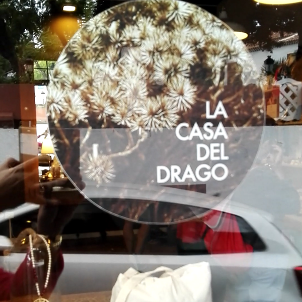 Das Foto wurde bei Casa del Dragó von bali c. am 3/2/2018 aufgenommen
