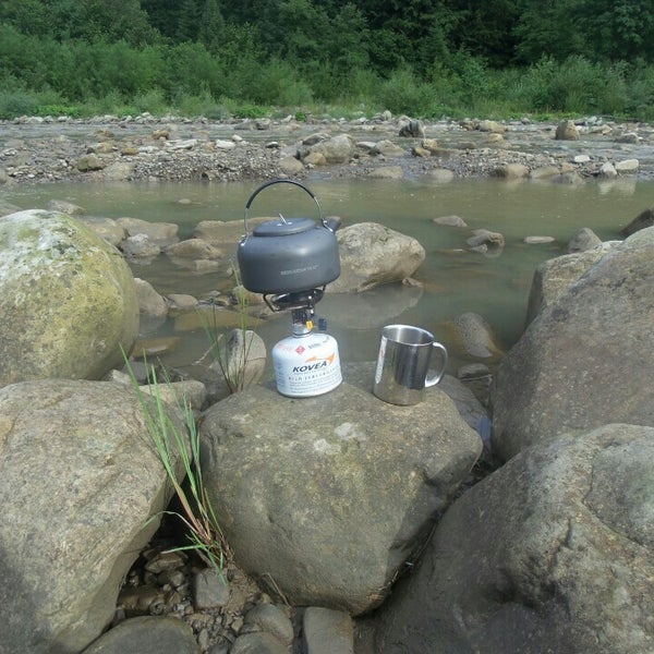 Речка свечка. Речка свечка. Огонь дипак цветы. Венки на реке. Огонь дипак цветы.