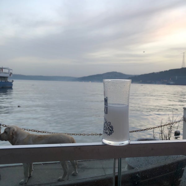 Foto scattata a Çapari Restaurant da Akın B. il 3/8/2020