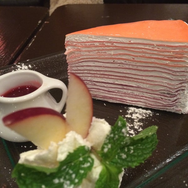 Снимок сделан в The Fabulous Dessert Cafe пользователем meanderie 1/11/2015