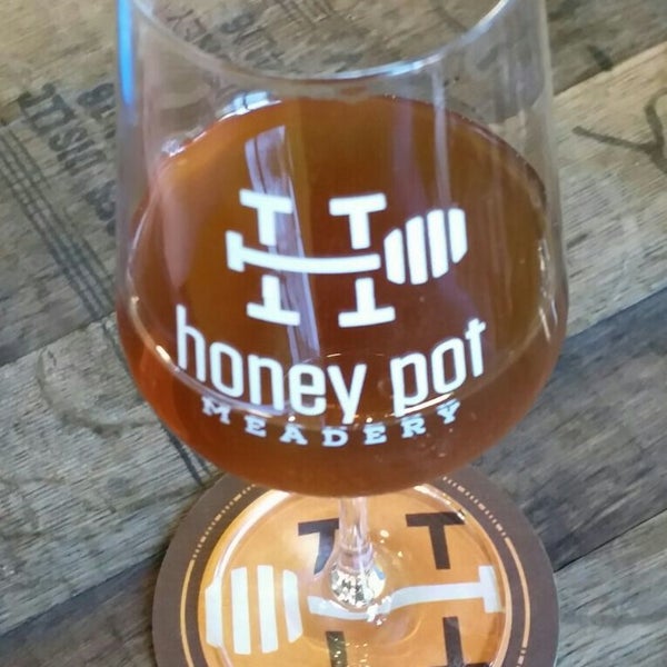Foto scattata a Honey Pot Meadery da Jesse il 10/12/2019