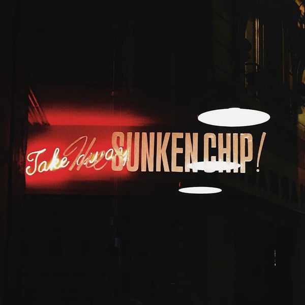 Photo prise au The Sunken Chip par Julien T. le10/17/2015