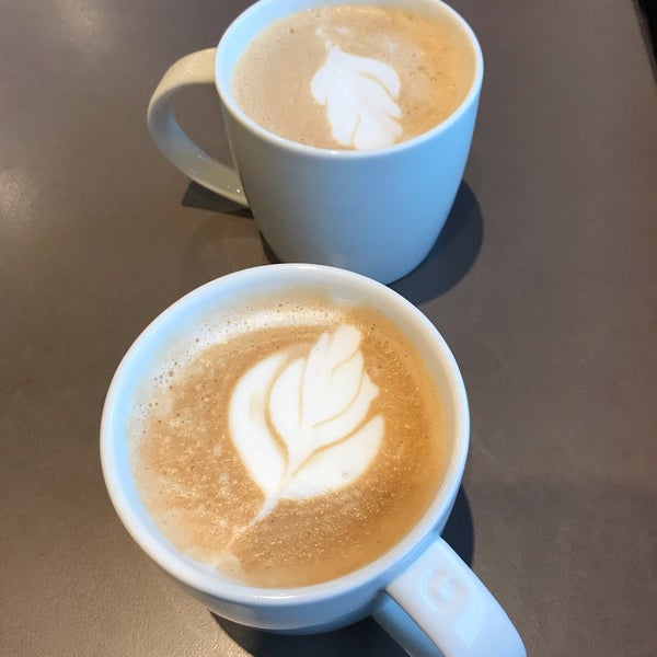 3/13/2019 tarihinde Lex U.ziyaretçi tarafından Starbucks'de çekilen fotoğraf