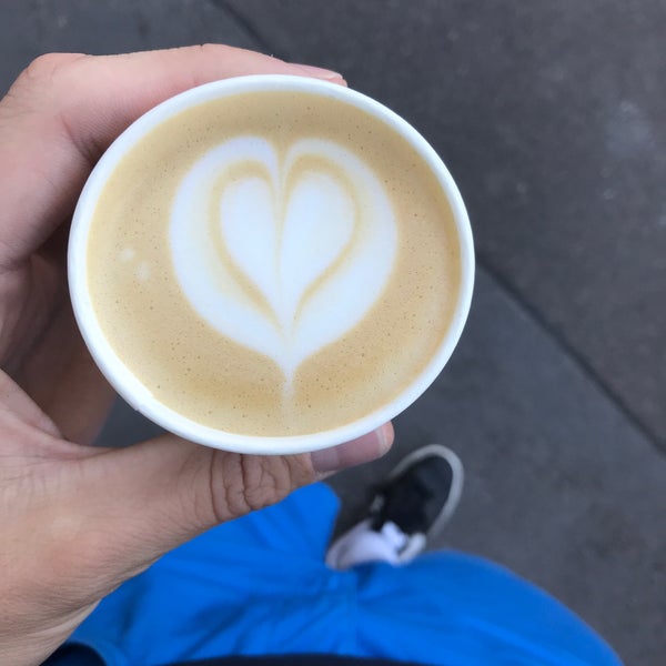 Foto diambil di Coffee imrvére oleh Lex U. pada 7/16/2019