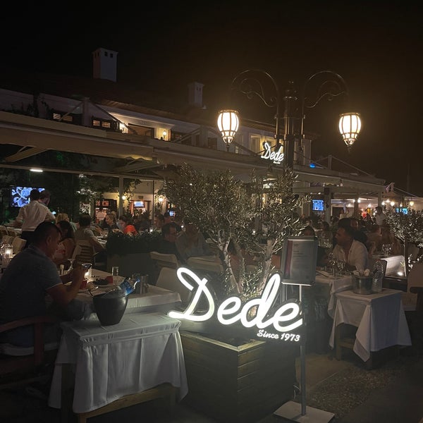 รูปภาพถ่ายที่ Dede Restaurant โดย Aljawharah77 เมื่อ 8/6/2022