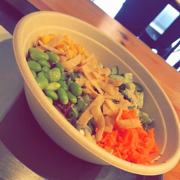 Photo taken at Freshii by MOHANNED . on 1/30/2020
