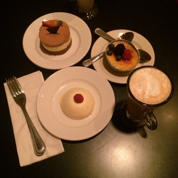 Photo taken at Finale Desserterie &amp; Bakery by Rachel on 10/20/2014
