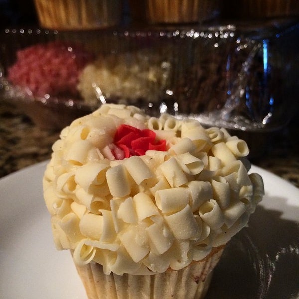 Ultimate Cupcake - Hudson Oaks, TX