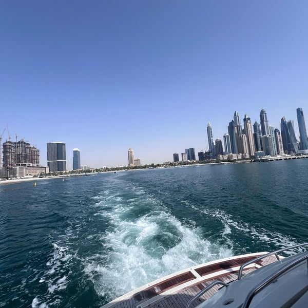 Foto diambil di Dubai oleh S pada 5/9/2024