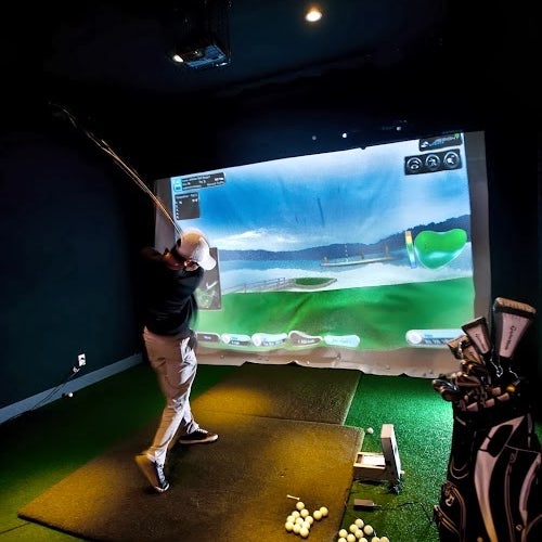 Eagle Club Konepaja simulator center and bar