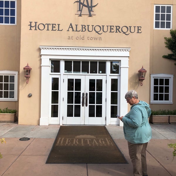 Photo taken at Hotel Albuquerque at Old Town by Elizabeth B. on 10/8/2018