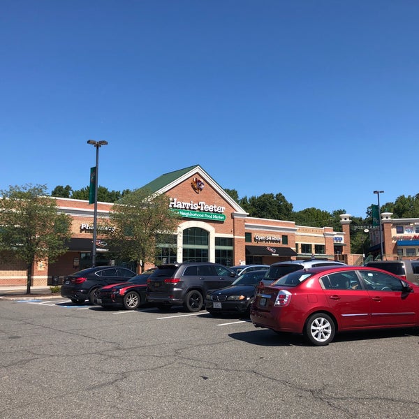 Harris Teeter Duke Street