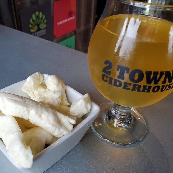 Photo taken at 2 Towns Ciderhouse by Michael K. on 4/7/2019
