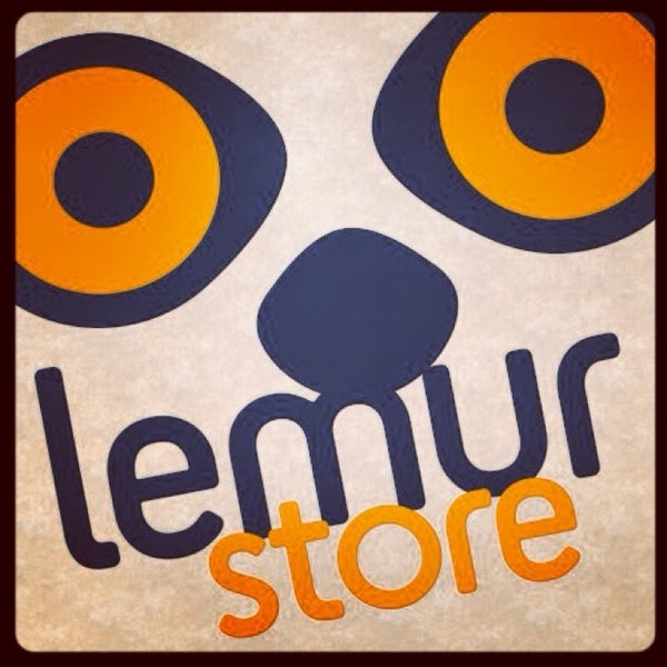 8/17/2013에 Okan G.님이 Lemur Store에서 찍은 사진