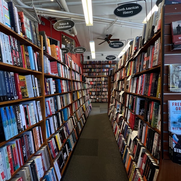 Photo prise au Harvard Book Store par Seba le7/10/2022