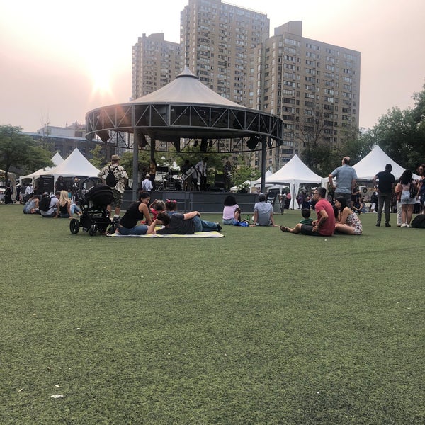 Photo taken at Harbourfront Centre by .. on 8/18/2018
