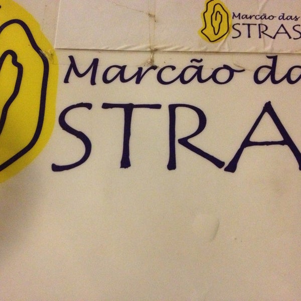 รูปภาพถ่ายที่ Marcão das Ostras โดย Breno N. เมื่อ 4/5/2013