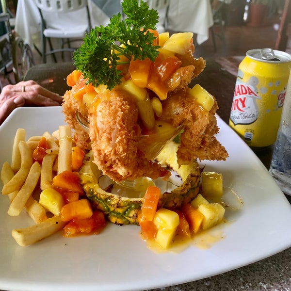 Rancho Perla (Now Closed) 500 m oeste y 200 m norte de la iglesia